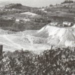 Veduta di Patro e dell'adiacente cava